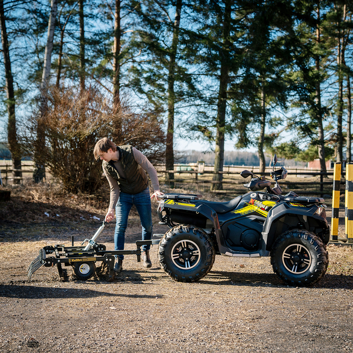 Gårdsharv ATV med justerbart chassi
