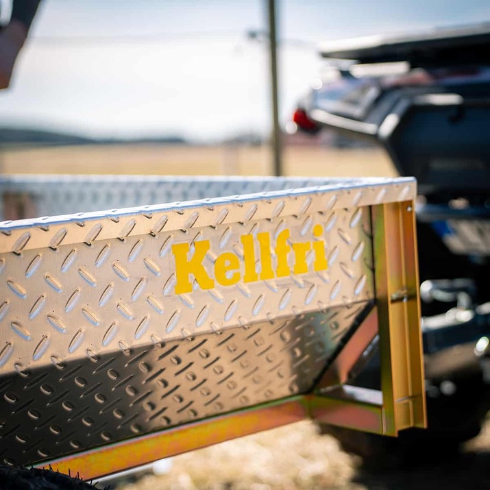 Tippvagn ATV 500 kg med galvad durkplåt