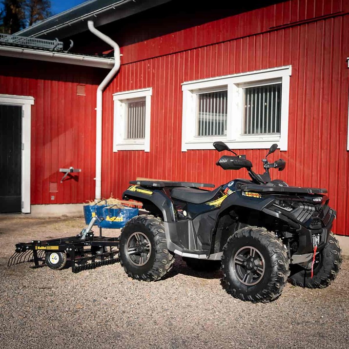 Gårdsharv ATV med justerbart chassi