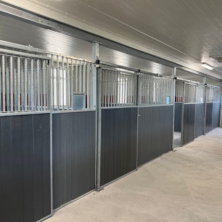 Front med skjutdörr 3,0 m, inkl plastplank, SWE