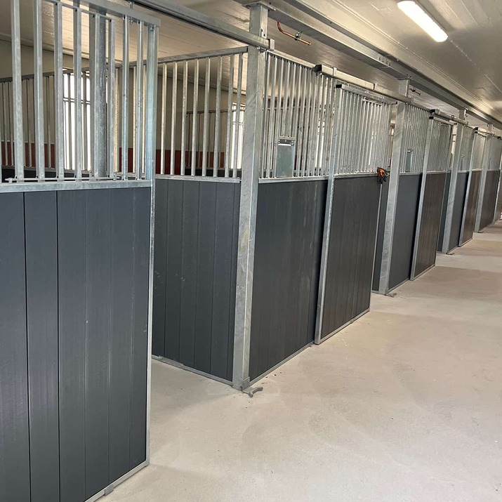 Front med skjutdörr 3,0 m, inkl plastplank, SWE