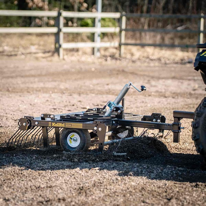 Gårdsharv ATV med justerbart chassi